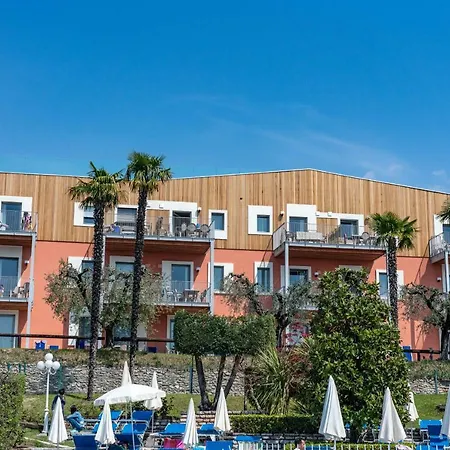 Arca Hotel apartamentowy 4*